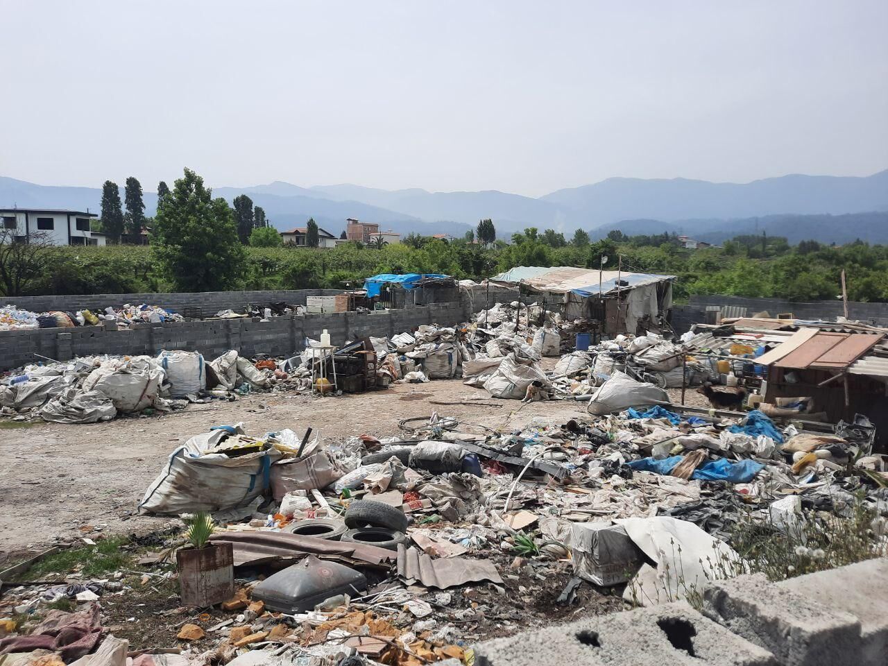 ۲۵ مرکز دپوی ضایعات در نوشهر پلمب شد ۲۵ مرکز دپوی ضایعات در نوشهر پلمب شد