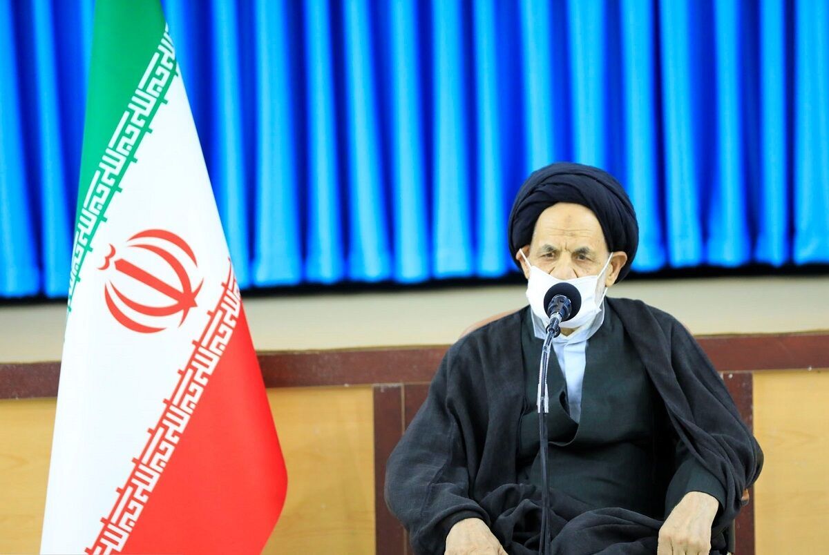 امام جمعه بیرجند: نظارتها باید مانع از وقوع خطا شود امام جمعه بیرجند: نظارتها باید مانع از وقوع خطا شود