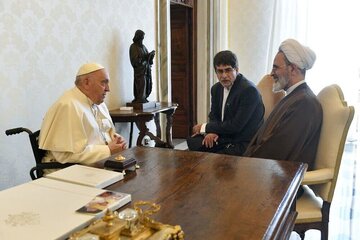 Arafi transmet le message du leader au pape François