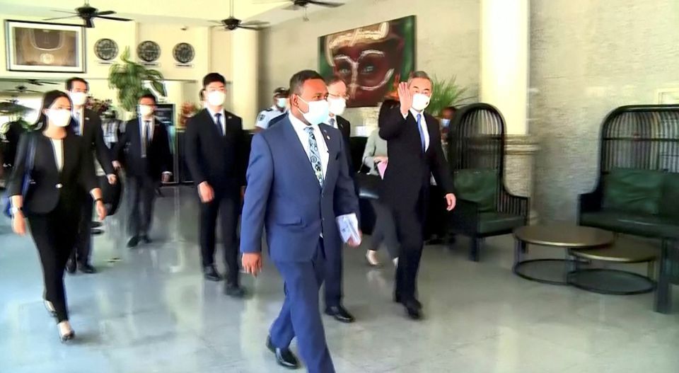 سفر وزیر امورخارجه چین به تونگا 