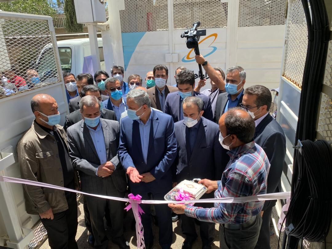 ۶۹۷ طرح توسعه مخابراتی خراسان جنوبی با حضور مرتضوی مورد بهرهبرداری قرار گرفت ۶۹۷ طرح توسعه مخابراتی خراسان جنوبی با حضور مرتضوی مورد بهرهبرداری قرار گرفت