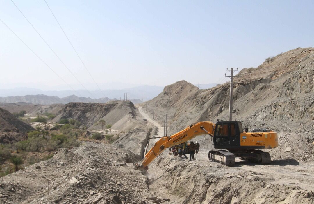 تامین بودجه ٥٠٠ میلیارد ریالی مجتمع آبرسانی دژگان بندرلنگه از محل اعتبارات محرومیت زدایی تامین بودجه ٥٠٠ میلیارد ریالی مجتمع آبرسانی دژگان بندرلنگه از محل اعتبارات محرومیت زدایی