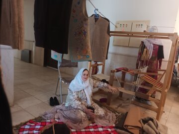 نمایشگاه تولیدات صنایع دستی و غذای بانوان رضوانشهری