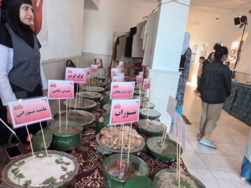نمایشگاه تولیدات صنایع دستی و غذای بانوان رضوانشهری