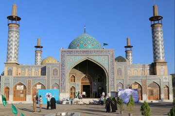 معاون اوقاف قم: در ۳۵ بقعه شاخص قم طرح‌های اجتماعی اجرا می‌شود 