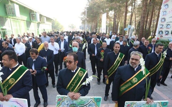 خادمیاران رضوی در اصفهان   فیلم سینمایی " عنکبوت مقدس " را محکوم کردند