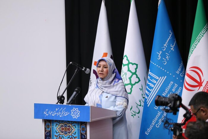 اهدای تقدیرنامه عالی کمیسیون ملی یونسکو - ایران به «بدون قرار قبلی»/شعیبی: نگران میراث از دست رفتهام