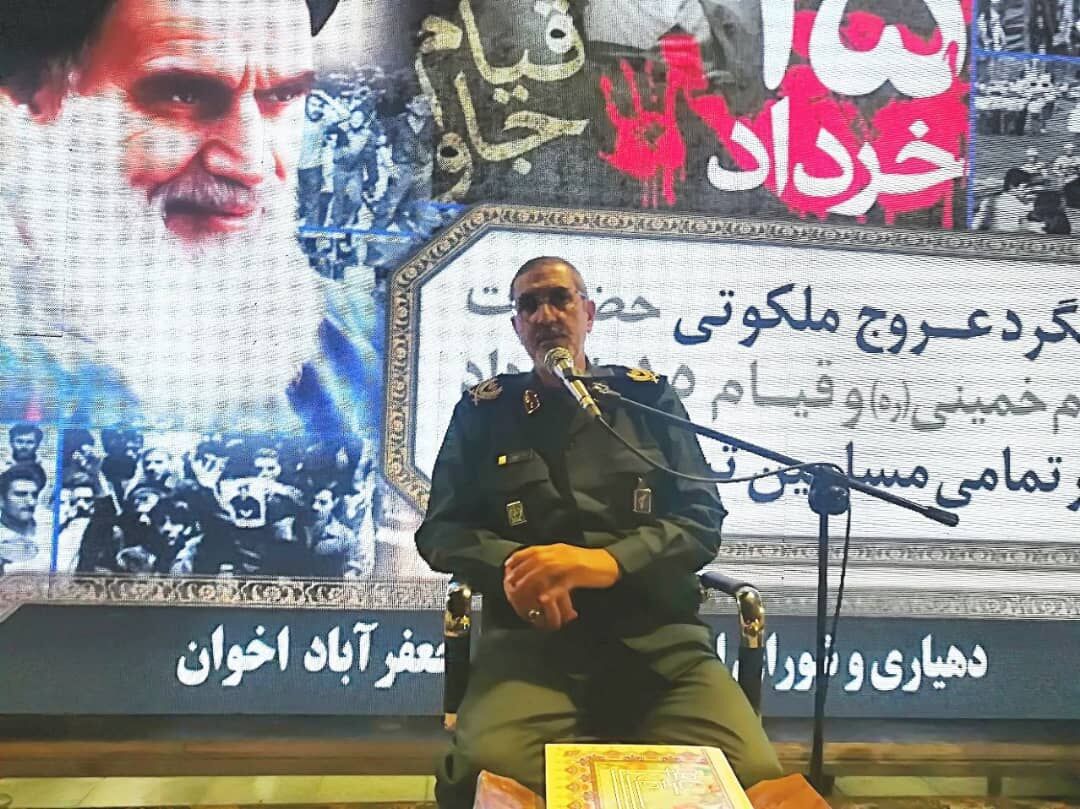 دهه نودیهای انقلاب، همان وارثان قیام ۱۵ خرداد سال ۴۲ هستند دهه نودیهای انقلاب، همان وارثان قیام ۱۵ خرداد سال ۴۲ هستند
