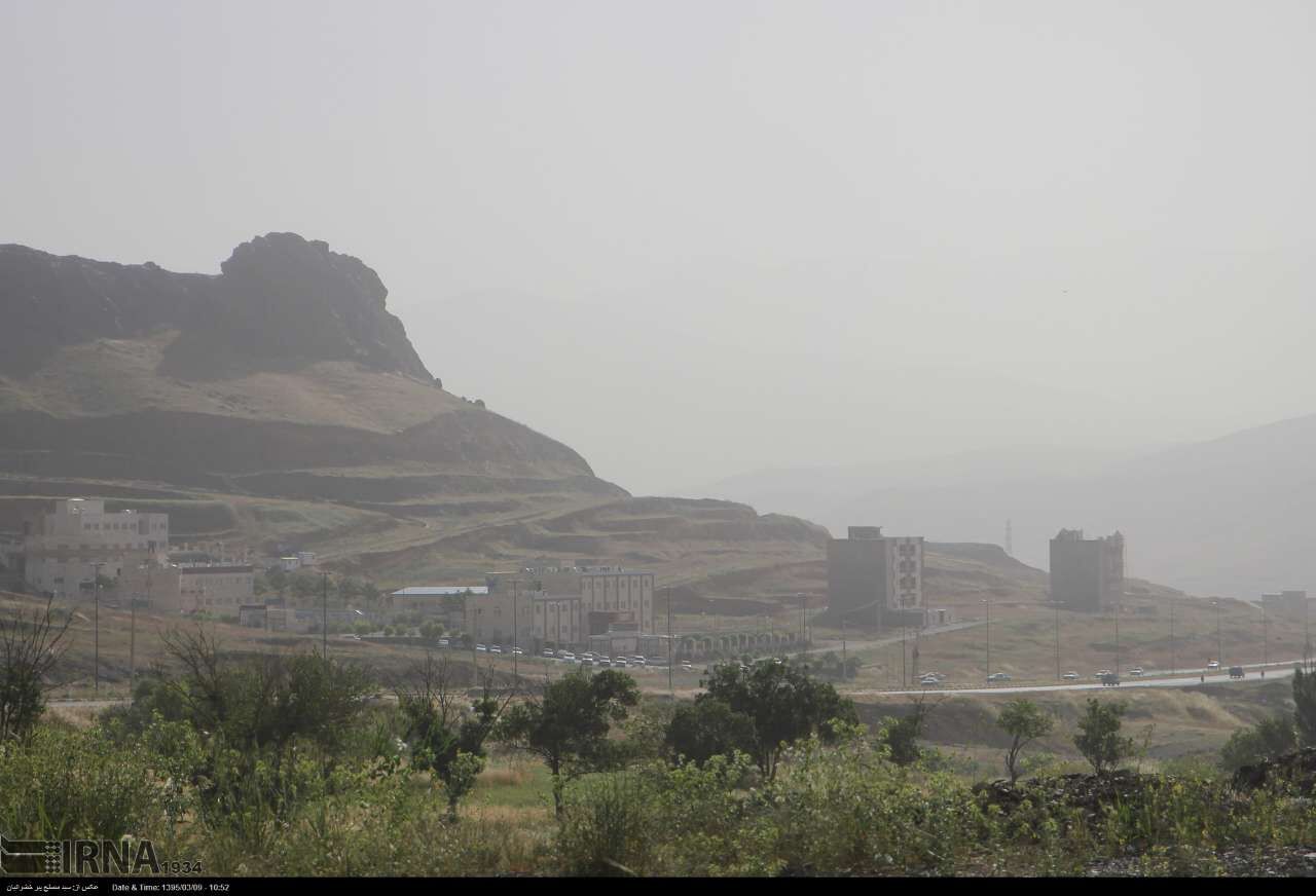 از تشکیل ستاد رسیدگی به شکایات ساختمان متروپل تا نگرانی از ساختمانهای ناایمن در شیراز