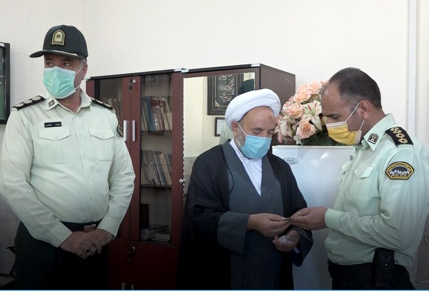 کارت ضابطیت برای همه ضابطان دادگستری خراسان جنوبی صادر شد