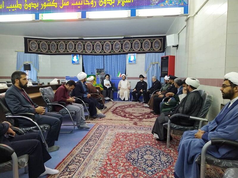 کاروان زیرسایه خورشید به ابرکوه رسید