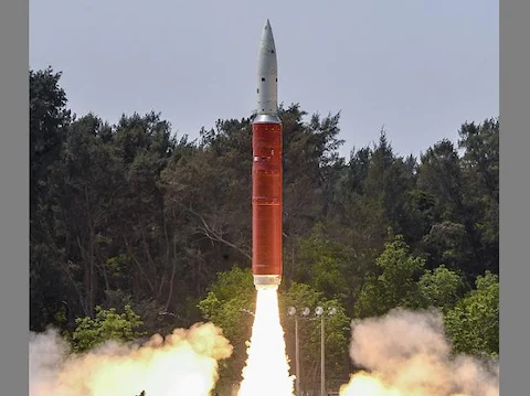 آزمایش موفقیت آمیز جدیدترین موشک بالستیک هند که قادر به حمل کلاهک هسته ای است