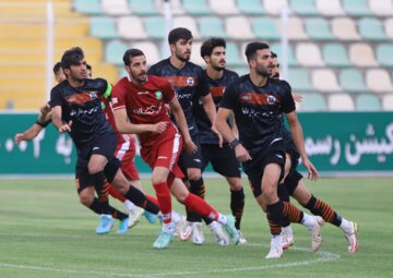 شوک بزرگ به فوتبال ایران؛ ۱۲ باشگاه در آستانه حذف