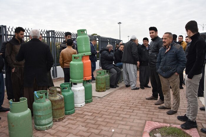 اتحادیه میهنی: نمی گذاریم تجربه هدر دادن نفت عراق از سوی بارزانی درباره گاز تکرار شود