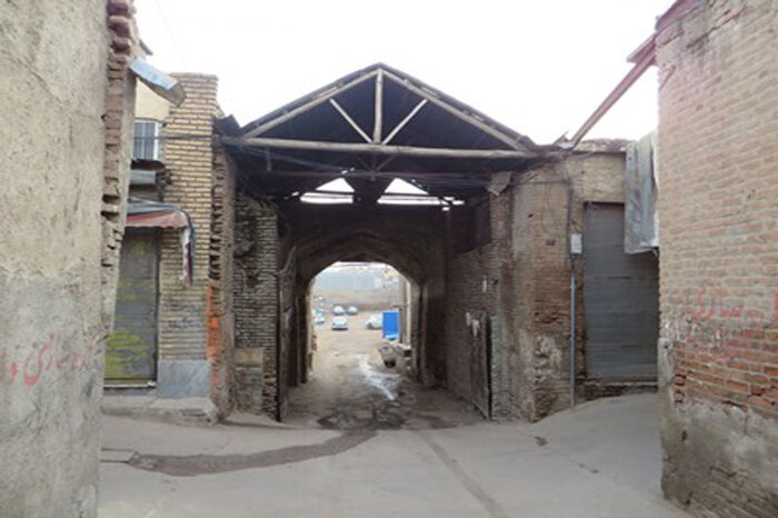 پلاکهای ناایمن بازار تهران با دستور قضایی ایمنسازی میشود/ قضاوت نبود معتاد متجاهر در سطح شهر با مردم است