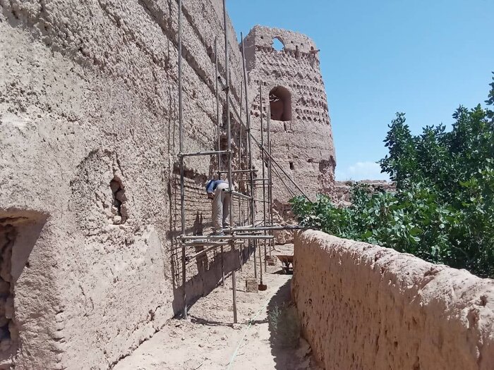 مرمت و استحکام‌بخشی قلعه دولت‌آباد دامغان آغاز شد