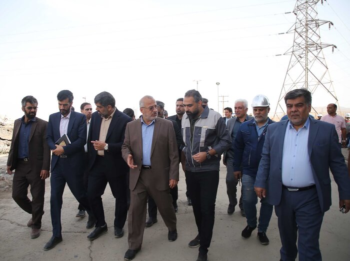 استاندار قم: «پهنه صنعتی نیزار» نیازمند یک مدیریت واحد است