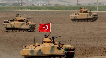 روزنامه «حریت»: ترکیه هفته جاری عملیات نظامی خود در شمال سوریه را آغاز می‌کند