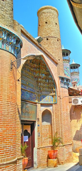 ماجرای ارادت فیلسوفالدوله و نیمهکاره ماندن منارههای مسجد 3 ماجرای ارادت فیلسوفالدوله و نیمهکاره ماندن منارههای مسجد