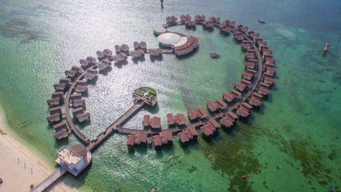 خارجیها ۲.۵ میلیارد دلار در ایران خرج کردند/ ۷ اقدام شاخص دولت سیزدهم در بخش گردشگری