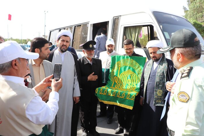 دلدادگی به امام مهربانیها حدّ و مرز نمیشناسد