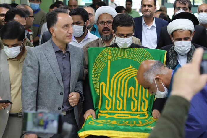 دلدادگی به امام مهربانیها حدّ و مرز نمیشناسد