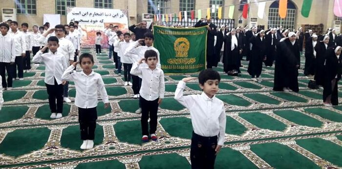 جشن زیرسایه خورشید با حضور خادمان رضوی در گناوه برگزار شد