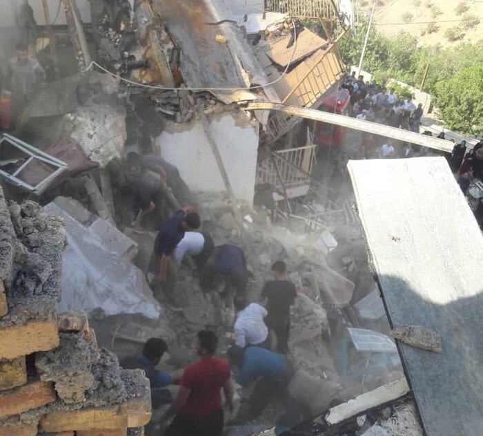 تیم واکنش سریع هلال احمر کرمانشاه عازم نوسود شد