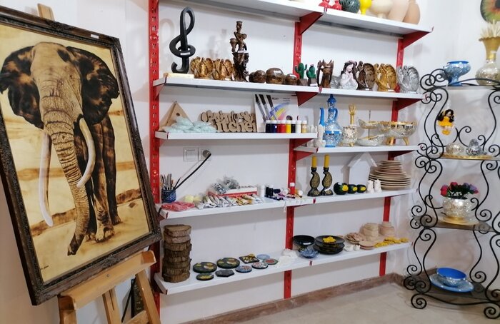 نمایشگاه هنرهای تجسمی یاس در بوشهر افتتاح شد