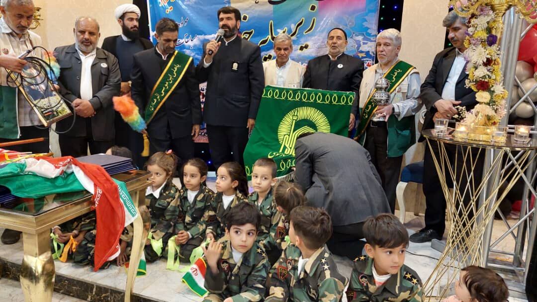 تجلیل از دختران نمونه روستاهای پردیس به مناسبت دهه کرامت