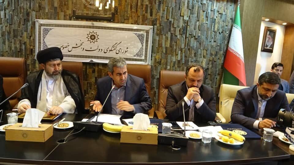 خاندوزی: نباید به سمت ممنوعیت صادرات برویم خاندوزی: نباید به سمت ممنوعیت صادرات برویم