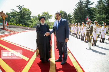 En images, la cérémonie d'accueil officielle du président vénézuélien à Téhéran