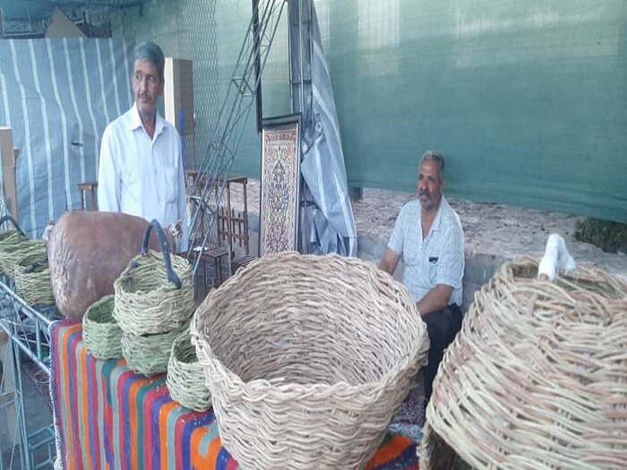 راویزیها هنوز چراغ حیات را زنده نگه داشتهاند