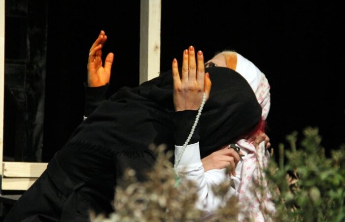 تئاترهایی که از امام رضا(ع) گفتند/ «پنجره فولاد» با اکبر عبدی «و اینک یحیی» از سیاوش طهورث