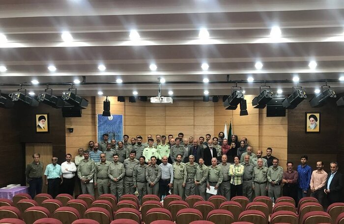 ۵۰۰ کیلومتر از جادههای اصفهان از میان مناطق بکر زیست محیطی میگذرد