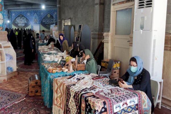 ۴۰ نمایشگاه و دوره آموزشی صنایعدستی در استان تهران برگزار میشود