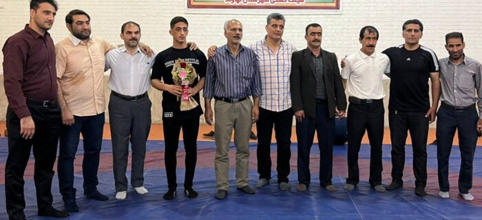 حسرت ۱۳ ساله مهد بزرگان کشتی ایران زمین؛ نهاوند چشم انتظار مدال آسیایی