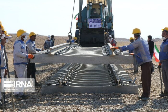 کردستانی‌ها چشم‌انداز سوت قطار 