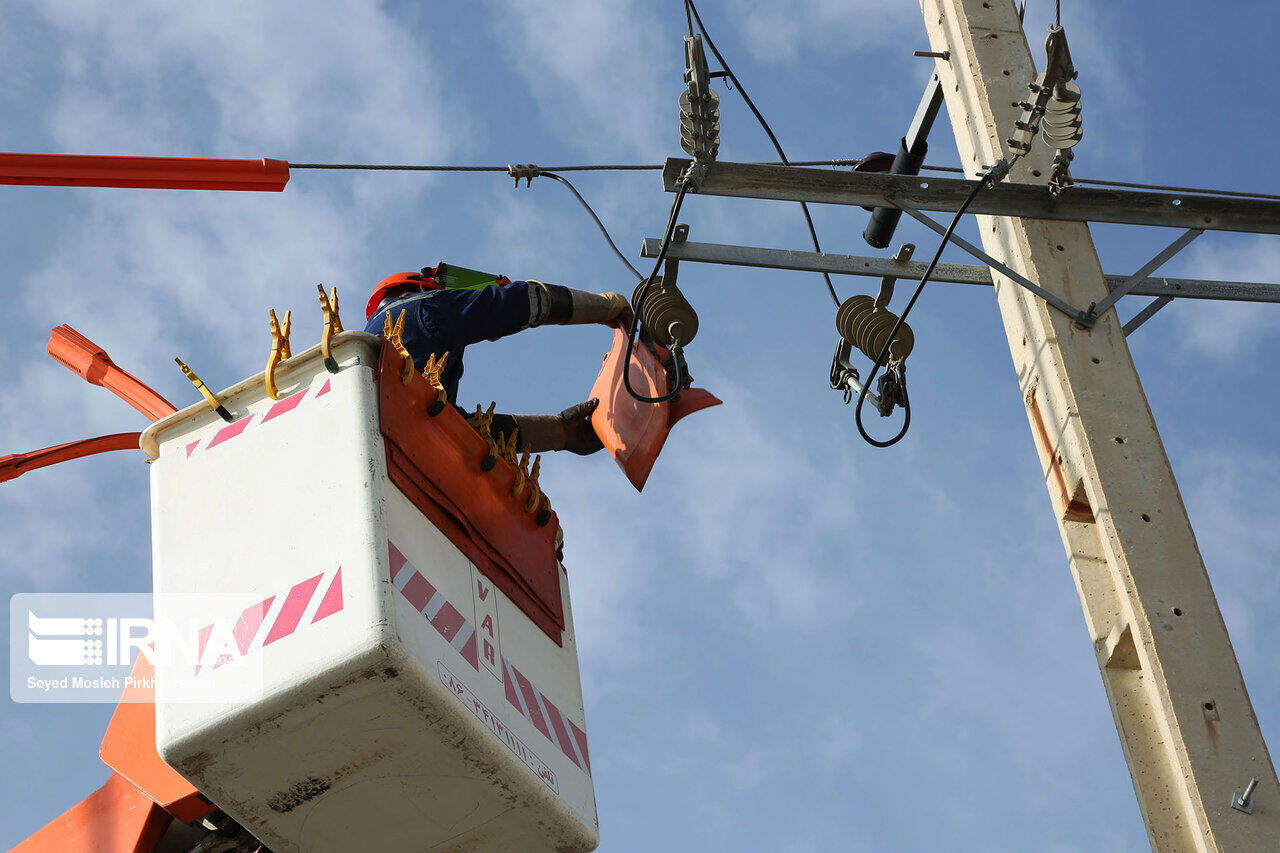 علت قطعی برق در برخی روستاهای گناوه اعلام شد