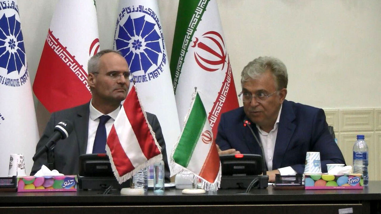 سفیر اتریش در اتاق بازرگانی تبریز  