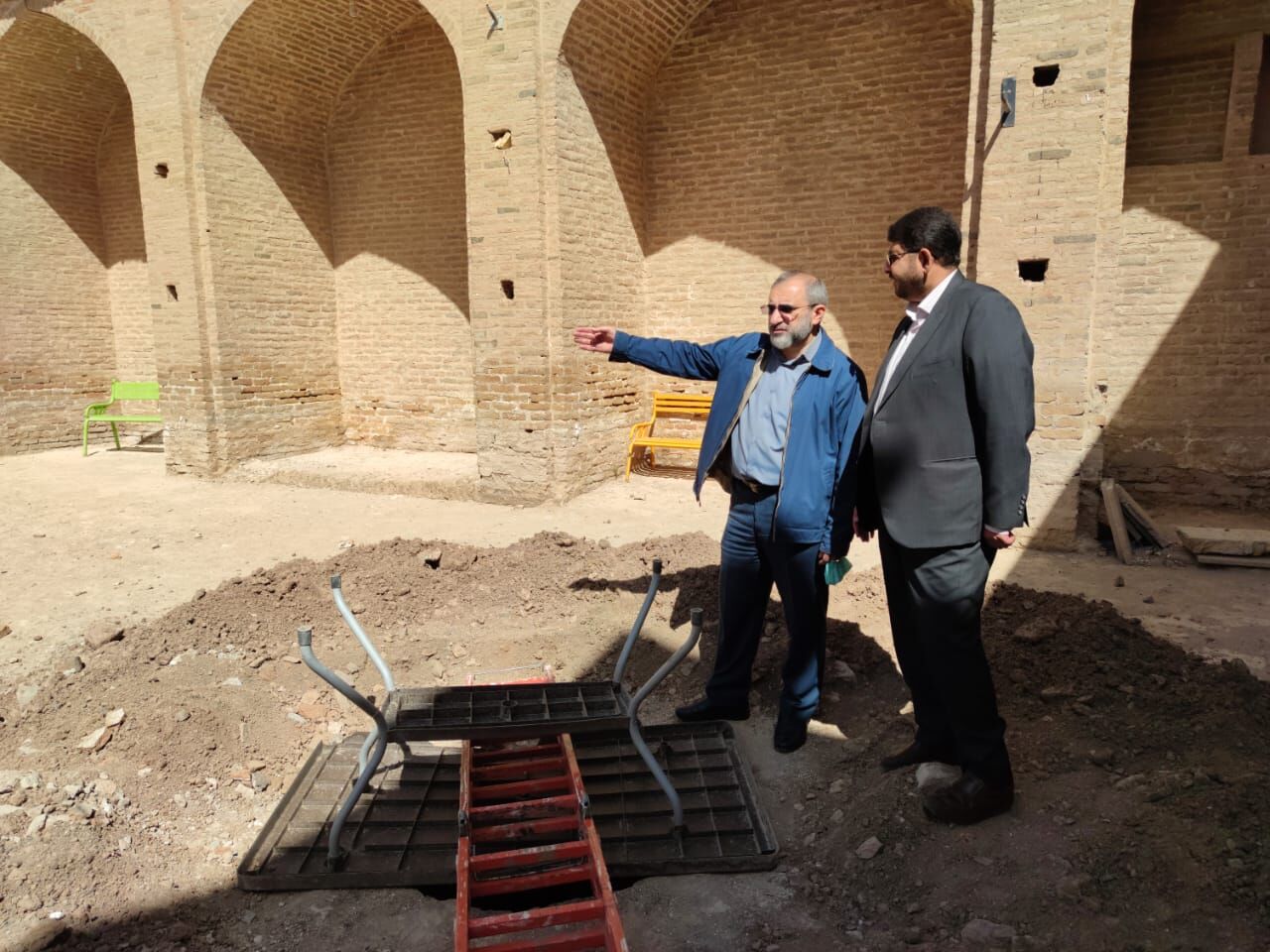 استاندار مرکزی: سرعت مرمت بنای تاریخی امامزاده سید محمد(ع) تفرش قابل قبول نیست استاندار مرکزی: سرعت مرمت بنای تاریخی امامزاده سید محمد(ع) تفرش قابل قبول نیست