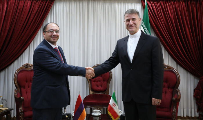 راهکارهای تبادل دانشجو و فناوری بین ایران و ارمنستان بررسی شد