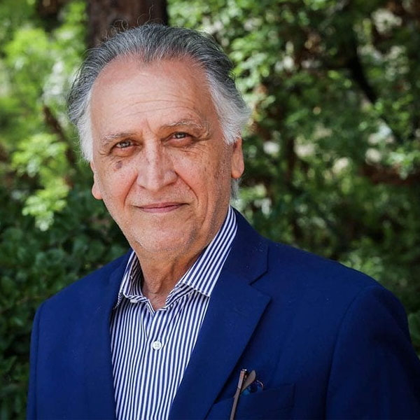 احمد نجفی: تلویزیون سریالهای کرهای را چون ارزان هستند پخش میکند/ «کارآگاه علوی۳» را به من ندهید؛ ولی بسازید