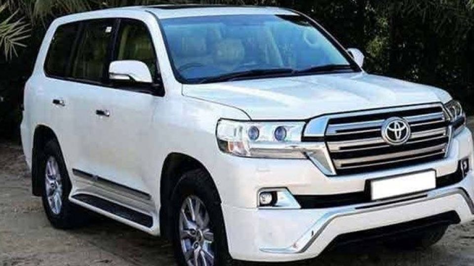 چغازردی میناب کمینگاه کشف لندکروزهای قاچاق چغازردی میناب کمینگاه کشف لندکروزهای قاچاق