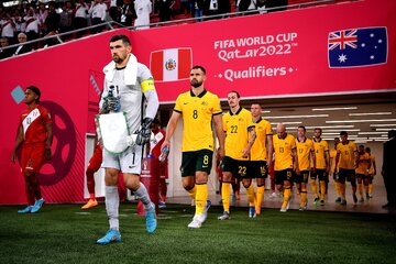 صعود دراماتیک استرالیا به جام جهانی با درخشش دروازه‌بان عجیب؛ آسیا ۶ تایی شد