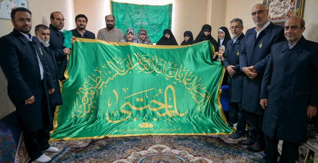 دیدار خادمین آستان حضرت عبدالعظیم با خانواده شهدای مدافع حرم  دیدار خادمین آستان حضرت عبدالعظیم با خانواده شهدای مدافع حرم