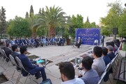 امام جمعه شیراز: مشکلات جامعه و جوانان را با اتکا به توان داخلی باید حل کرد