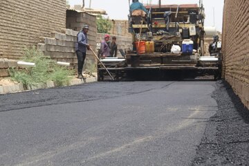 طرح بهسازی معابر روستایی شهرستان کرخه آغاز شد