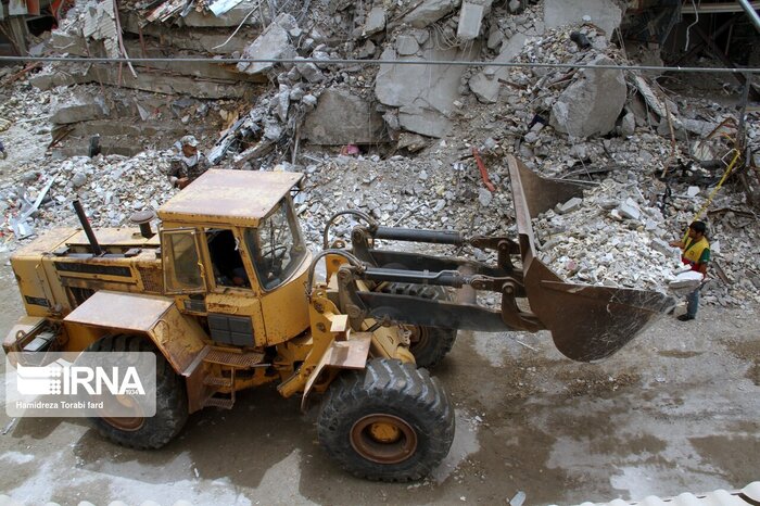 مروری اجمالی بر اقدامات مدیریتی در حادثه متروپل آبادان