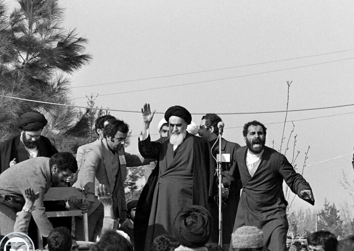 خاطره مادر ژاپنی شهید بابایی از حوادث قبل از سقوط نظام پهلوی 3